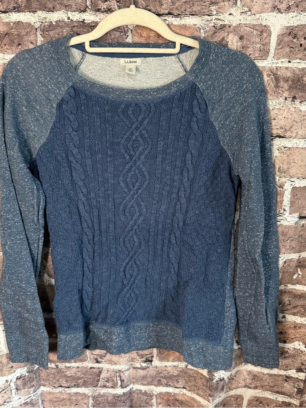 L.L.Bean Women’s XS Blue Cable Knit Front Sweatshirt Raglan Sleeves